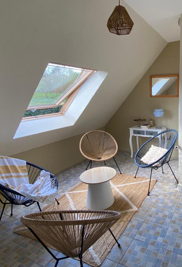 La Pichonniere Bed & Breakfast Isigny-le-Buat Екстериор снимка