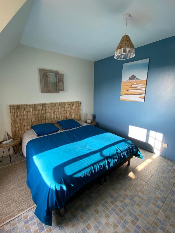 La Pichonniere Bed & Breakfast Isigny-le-Buat Екстериор снимка