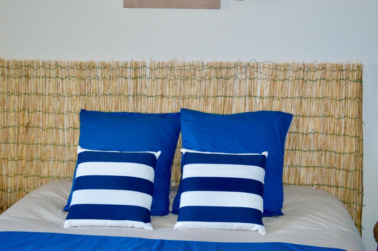 La Pichonniere Bed & Breakfast Isigny-le-Buat Екстериор снимка