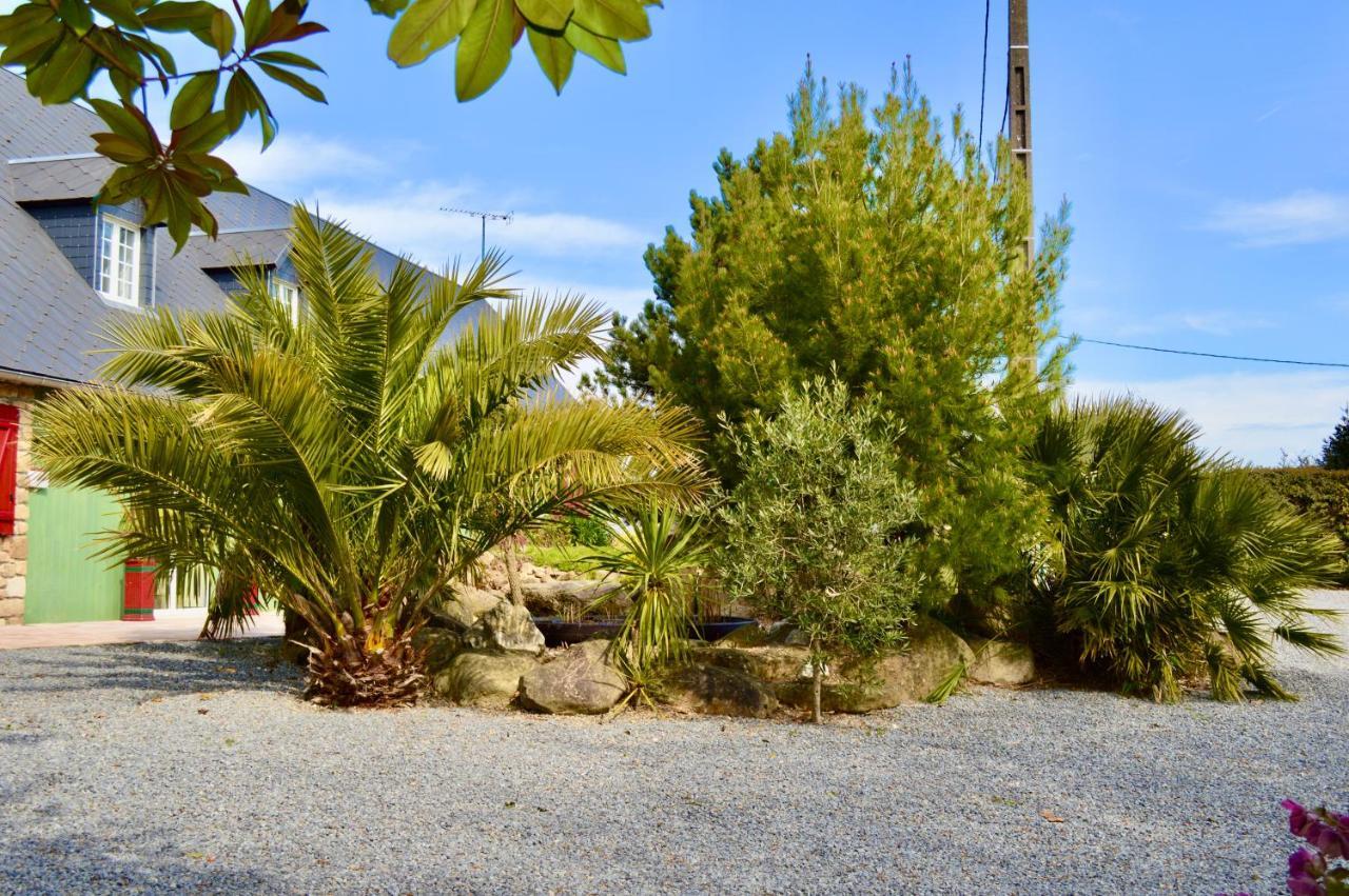La Pichonniere Bed & Breakfast Isigny-le-Buat Екстериор снимка