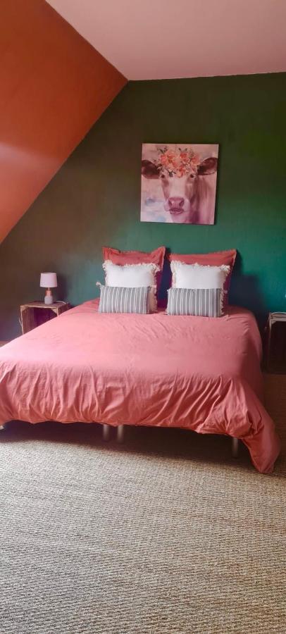 La Pichonniere Bed & Breakfast Isigny-le-Buat Екстериор снимка