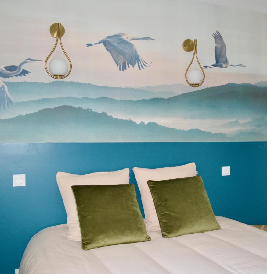 La Pichonniere Bed & Breakfast Isigny-le-Buat Екстериор снимка